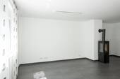 Wohnzimmer - 3 Zimmer Etagenwohnung zum Kaufen in Nürnberg