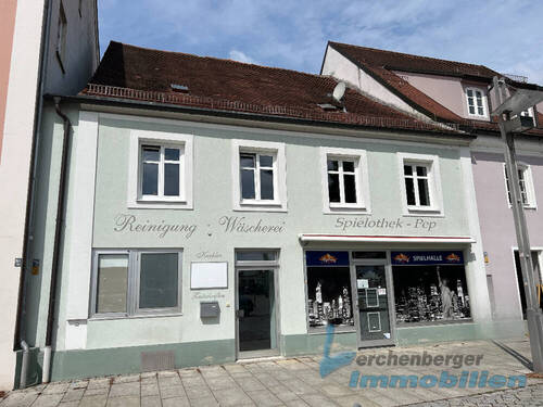 Ansicht - Wohn- und Geschäftshaus im Zentrum von Osterhofen