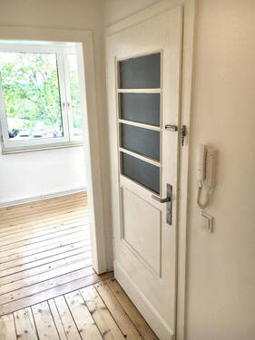 Wohnungstür - sanierte 3-Zi-Whg m. Altbaucharme in Witten-City