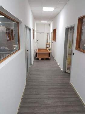 Flur zu den Ausstellungsräumen - 