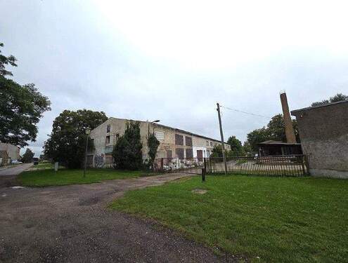 Vorderanischt von rechts - Ehemaliger Gewerbestandort in Zehdenick - 4.327?m² Grundstück, provisionsfrei zu erwerben