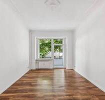 WOHNEN IM GRÜNDERZEIT-ALTBAU. LEBEN AM SCHILLERKIEZ & TEMPELHOFER FELD. - Berlin Neukölln
