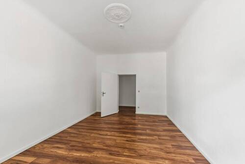 Zimmer 2 - 