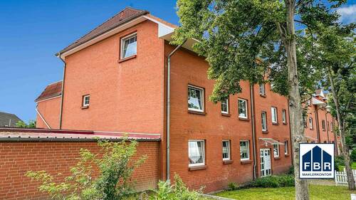Giebelansicht - 3 Zimmer Etagenwohnung in Lübow