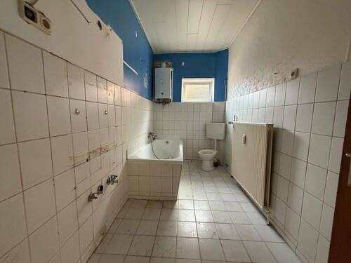 Wohnung unten, Bad - 