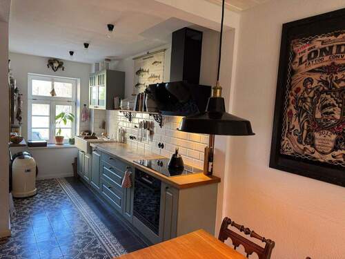 Bild 1 - Charmantes Altbau-Reihenhaus - 456.000,00&nbsp;EUR Kaufpreis, ca.&nbsp; 127,00&nbsp;m&sup2;&nbsp;Wohnfl&auml;che