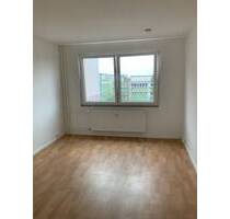 Zentrumsnahe schöne Singlewohnung ab sofort zu vermieten! - Bitterfeld-Wolfen