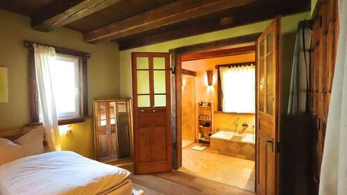 Schlafzimmer EG / Bad - 