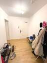 Einladender Eingangsbereich mit Garderobenfläche - 3 Zimmer Etagenwohnung zur Miete in Berlin
