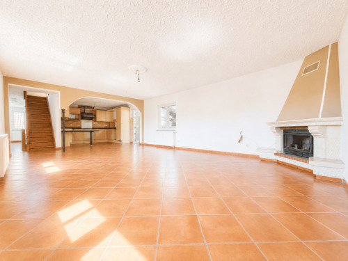 Wohnbereich 2. Obergeschoss - 8 Zimmer Mehrfamilienhaus, Wohnhaus zum Kaufen in Bietigheim-Bissingen