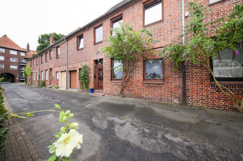 Außenansicht - 7 Zimmer Reihenmittelhaus in Wilhelmshaven-Heppens