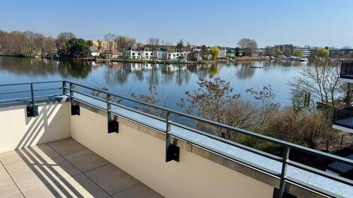 Balkon - 4 Zimmer Etagenwohnung zur Miete in Berlin