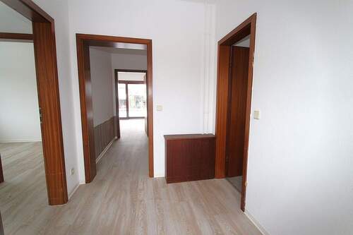 Der Hausflur - Doppelhaushälfte mit 100,00 m&sup2; in Malente zur Miete