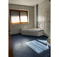 Neubau 2 12 Zimmer Wohnung mit Einbauküche und Balkon ab Sofort Frei oder 01.06.2026 frei - Schweinfurt Oberndorf