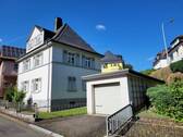 Haus vorne inkl Garage - 6 Zimmer Mehrfamilienhaus, Wohnhaus zum Kaufen in Weilburg