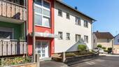 Außenansicht 1 - Charmante 4-Zimmer-Etagenwohnung mit Terrasse in gefragter Lage von Haibach
