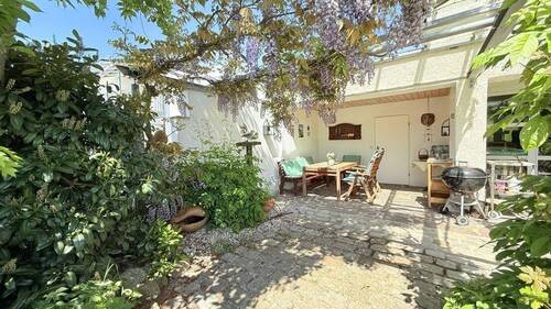 überdachter Freisitz - 