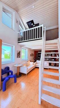 Aufgang zum Zwischenboden - 