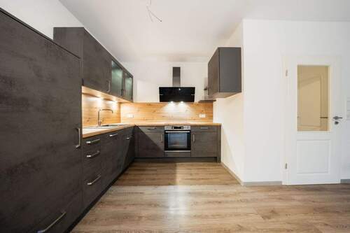 Küche - 5 Zimmer Doppelhaushälfte zum Kaufen in Neukamperfehn