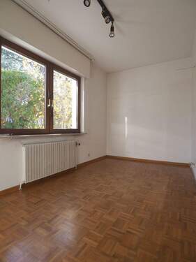 Zimmer zur Terrasse.jpeg - 