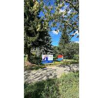 KAULSDORF: Kleiner Bungalow für die handwerklich begabte Familie - Berlin