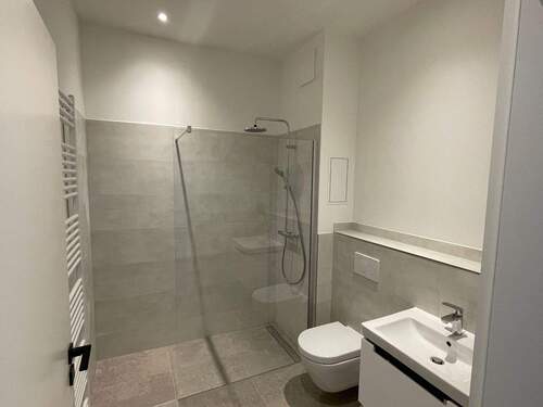 Duschbad - 3 Zimmer Etagenwohnung zum Kaufen in Leipzig