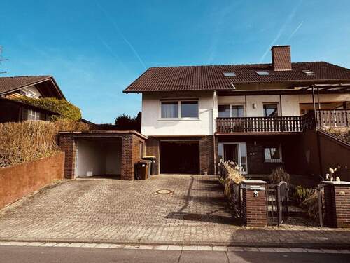 Bild 2 - 8 Zimmer Einfamilienhaus zum Kaufen in Büdingen