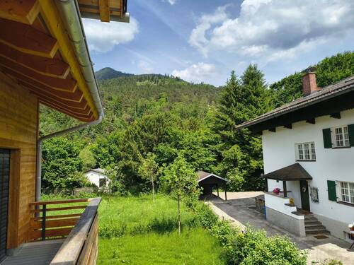 Balkonblick Osten/Wank - Etagenwohnung mit 42,00 m&sup2; in Garmisch-Partenkirchen zum Kaufen