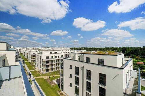 Ausblick - 4 Zimmer Etagenwohnung zur Miete in Berlin