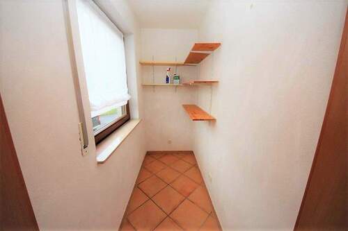 Abstellraum Küche - Etagenwohnung mit 97,00 m&sup2; in Herl zur Miete