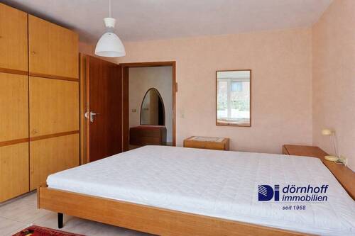 Schlafzimmer 1 OG - 