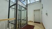 Treppenhaus / Eingang Wohnung - 