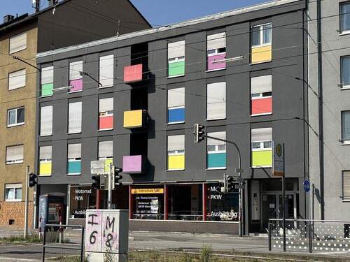 Hausansicht - 3 Zimmer Etagenwohnung zum Kaufen in Mannheim