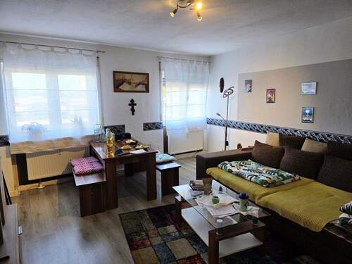 geräumiges Wohnzimmer - Etagenwohnung mit 71,70 m² in Mannheim zum Kaufen