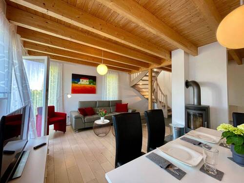 Wohnbereich mit Kamin.jpeg - 