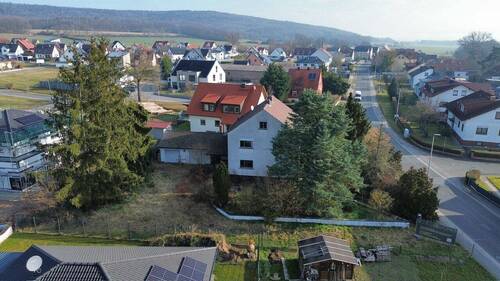 Westansicht - Mehrfamilienhaus, Wohnhaus mit 146,00 m&sup2; in Frensdorf zum Kaufen