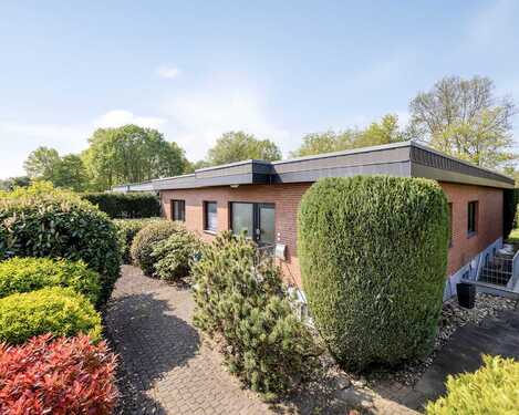 Hausansicht - 4 Zimmer Einfamilienhaus zum Kaufen in Ratingen