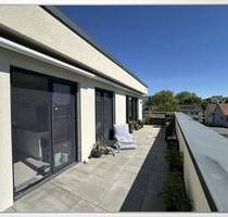 Hattersheim: zentrumsnah & verkehrsgünstig! 4 Zi. DG-Whg. mit RIESIGER Dachterrasse - (Whg. 8)