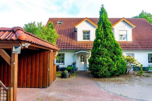 Bild 1 - .Charmante Doppelhaushälfte mit Garten - ideal für Familien