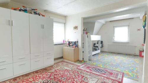 Kinderzimmer DG - 5 Zimmer Doppelhaushälfte zum Kaufen in Spiesen-Elversberg