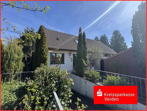 Außenansicht - Gepflegtes Einfamilienhaus mit Garten, Bürotrakt, vielseitiger Nutzung und in zentraler Lage!