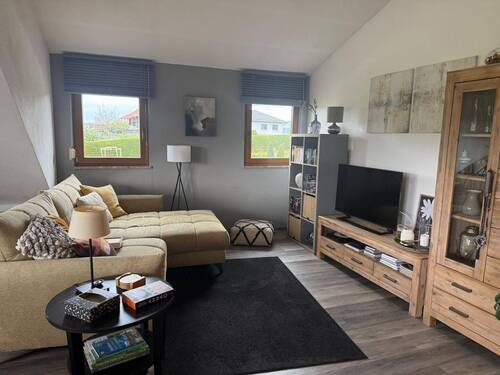 Bild 2 - 3 Zimmer Etagenwohnung zum Kaufen in Niederlosheim