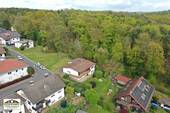 Luftbild - Mehrfamilienhaus, Wohnhaus mit 252,70 m&sup2; in Erlenbach am Main - Mechenhard zum Kaufen