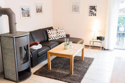 Bild 2 - 6 Zimmer Mehrfamilienhaus, Wohnhaus zum Kaufen in Zempin