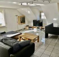 Helle Wohnung mit Balkon und Kfz-Stellplatz! - Rottendorf