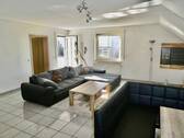 Wohnzimmer - 2 Zimmer Etagenwohnung zur Miete in Rottendorf