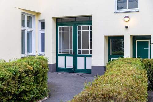 Eingang Innenhof - 2 Zimmer Etagenwohnung in Berlin