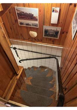 Kellerzugang von der Diele - 