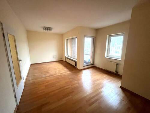 Wohnen - Essen - Top-Gelegenheit! 2-Zimmer-Wohnung mit kleinem Balkon u. Aufzug in Düsseldorf ab sofort zu verkaufen!