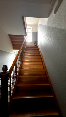 Treppenaufgang zur Wohnung - 